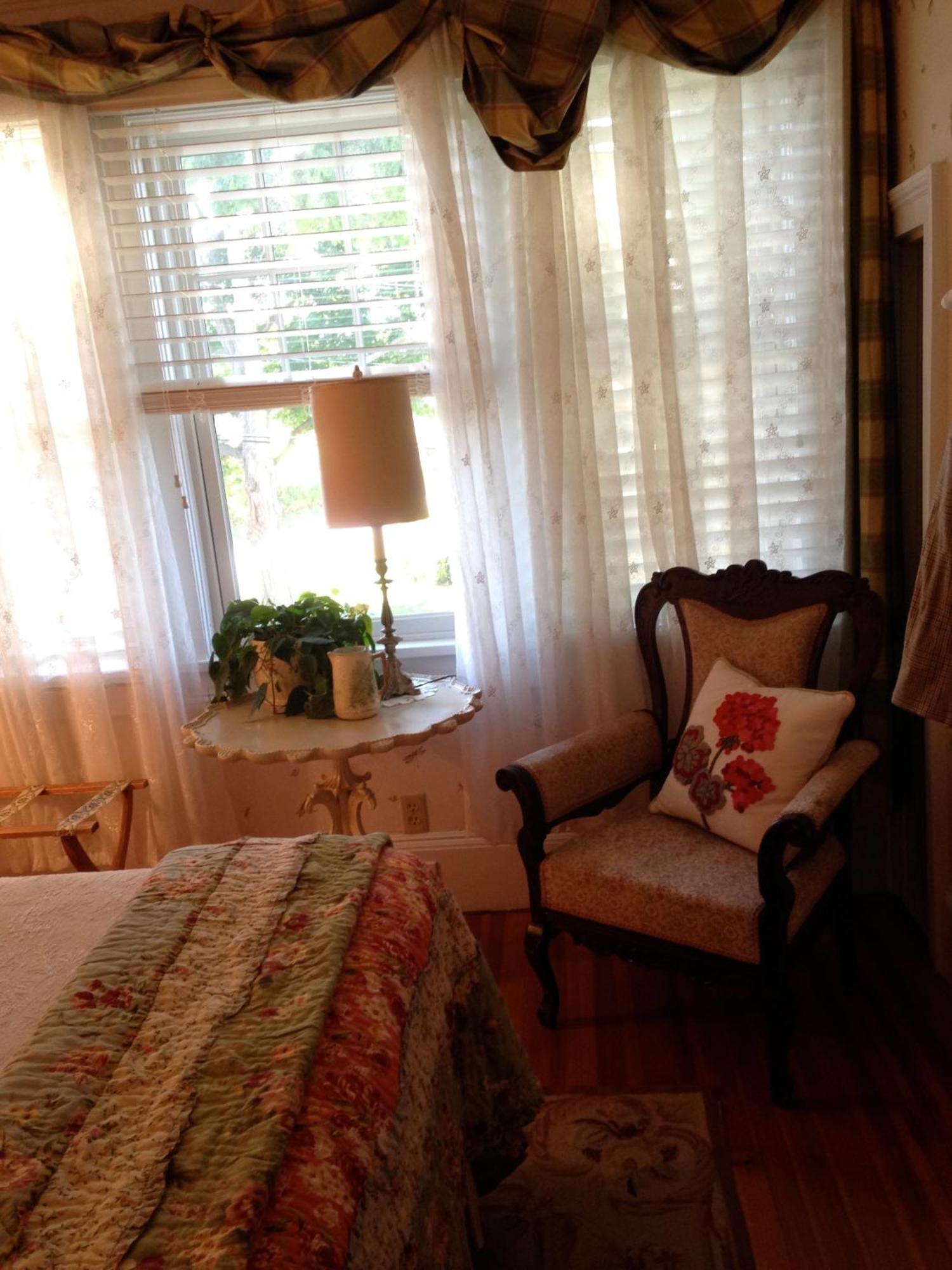 Hilltop House Bed&Breakfast Amenia Exterior foto