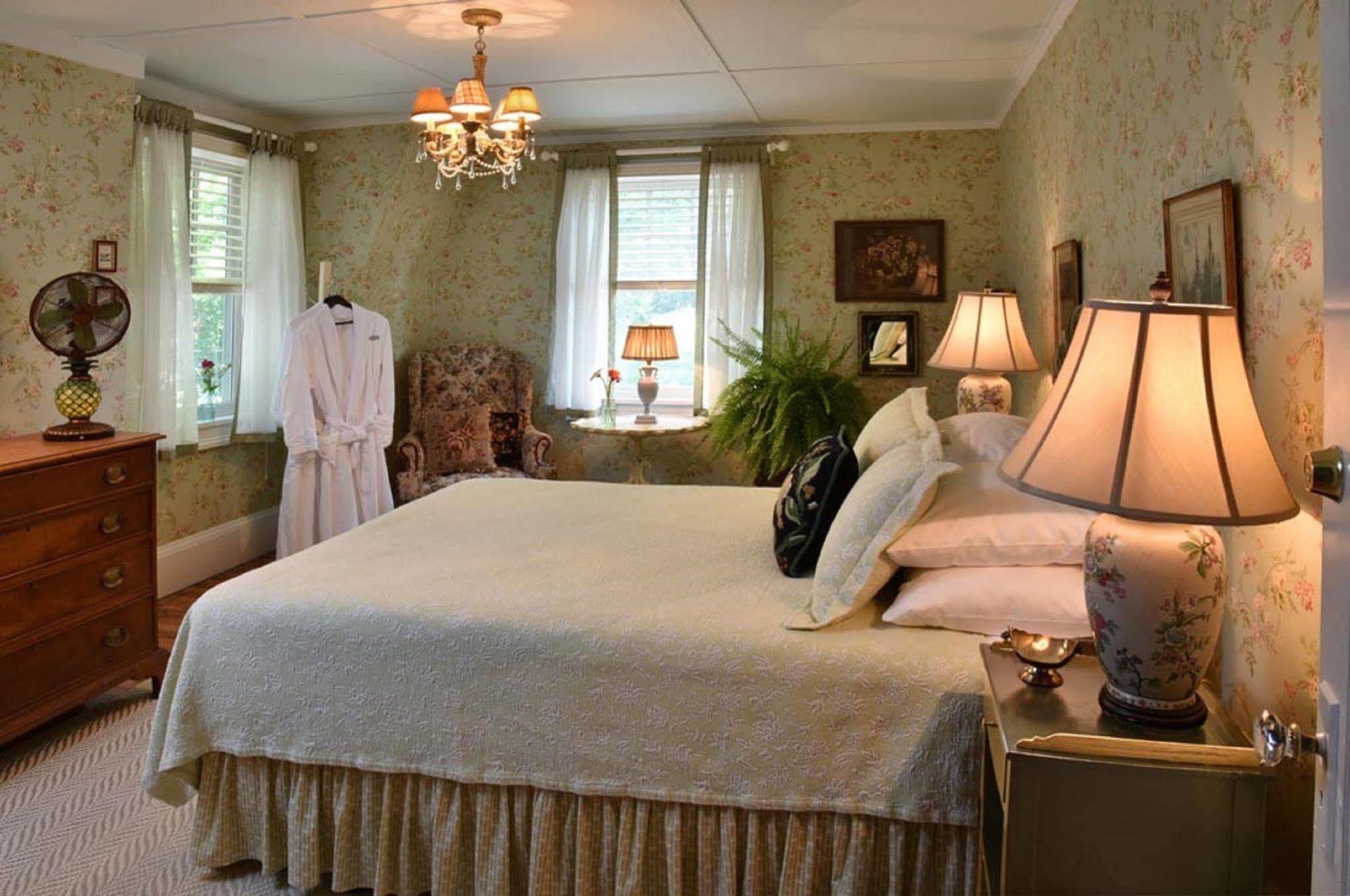 Hilltop House Bed&Breakfast Amenia Exterior foto